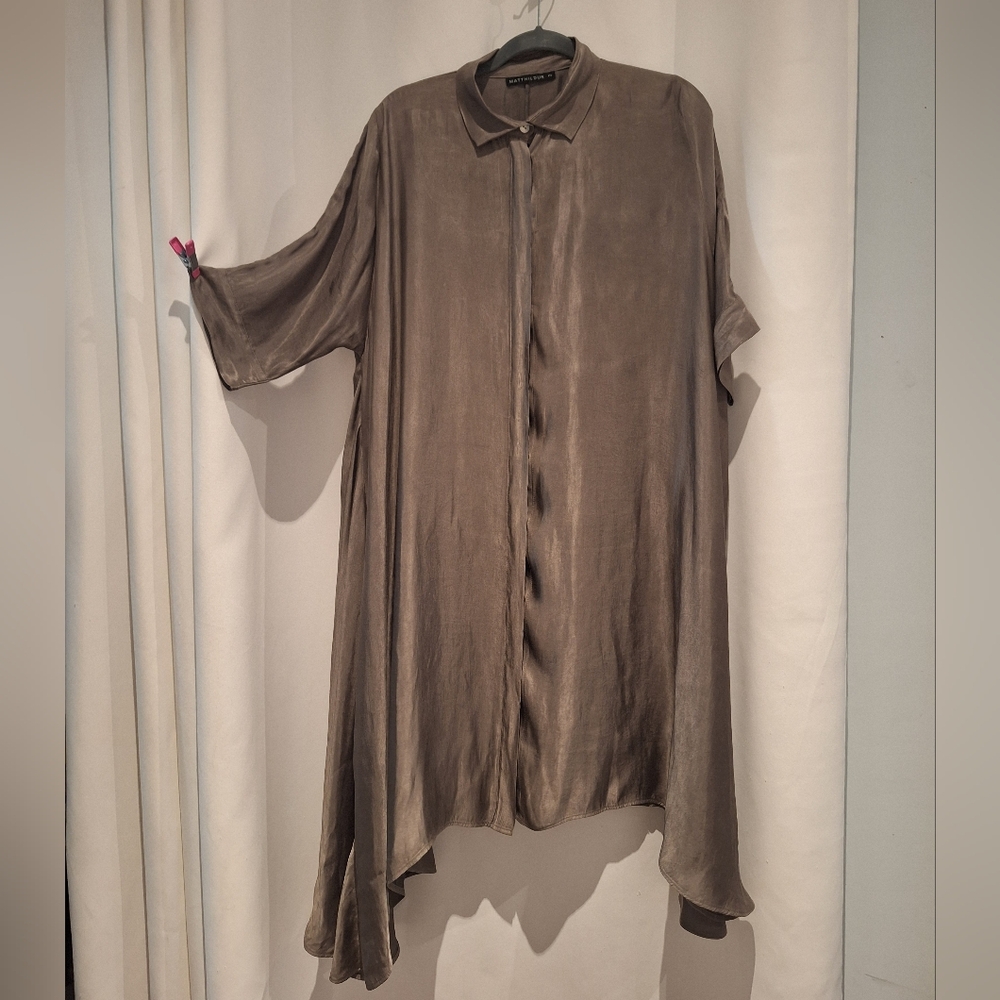 Matthildur 100% Silk Shimmery Gray Lagenlook Button Down Dress